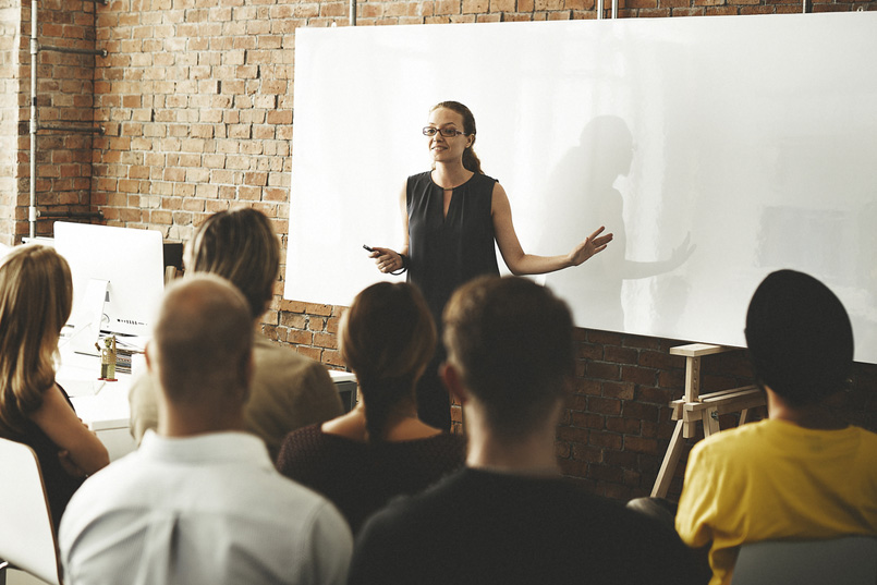 Project Leader feeding back to her workshop